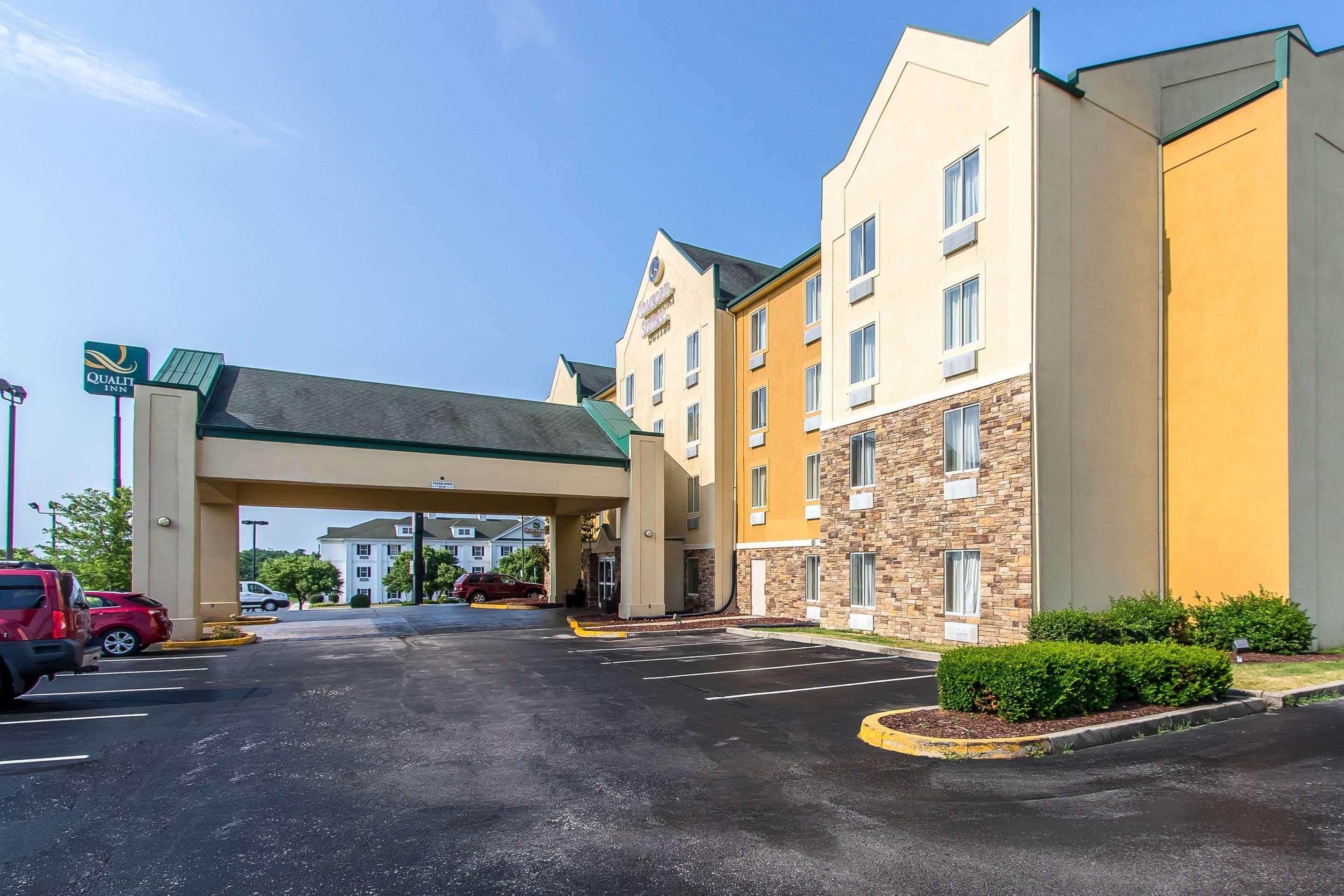 Comfort Suites Richmond Exteriér fotografie