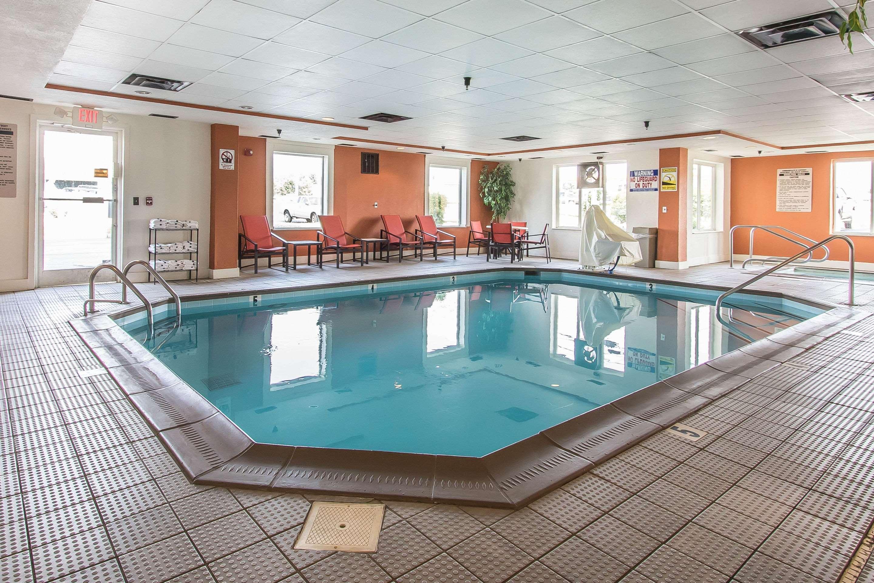 Comfort Suites Richmond Exteriér fotografie
