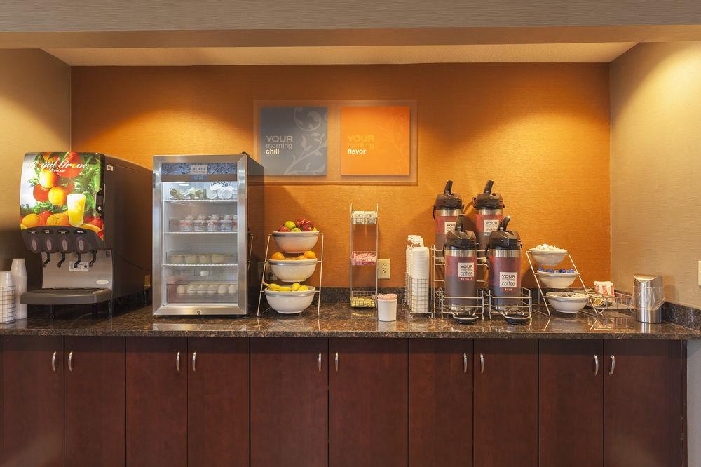 Comfort Suites Richmond Exteriér fotografie
